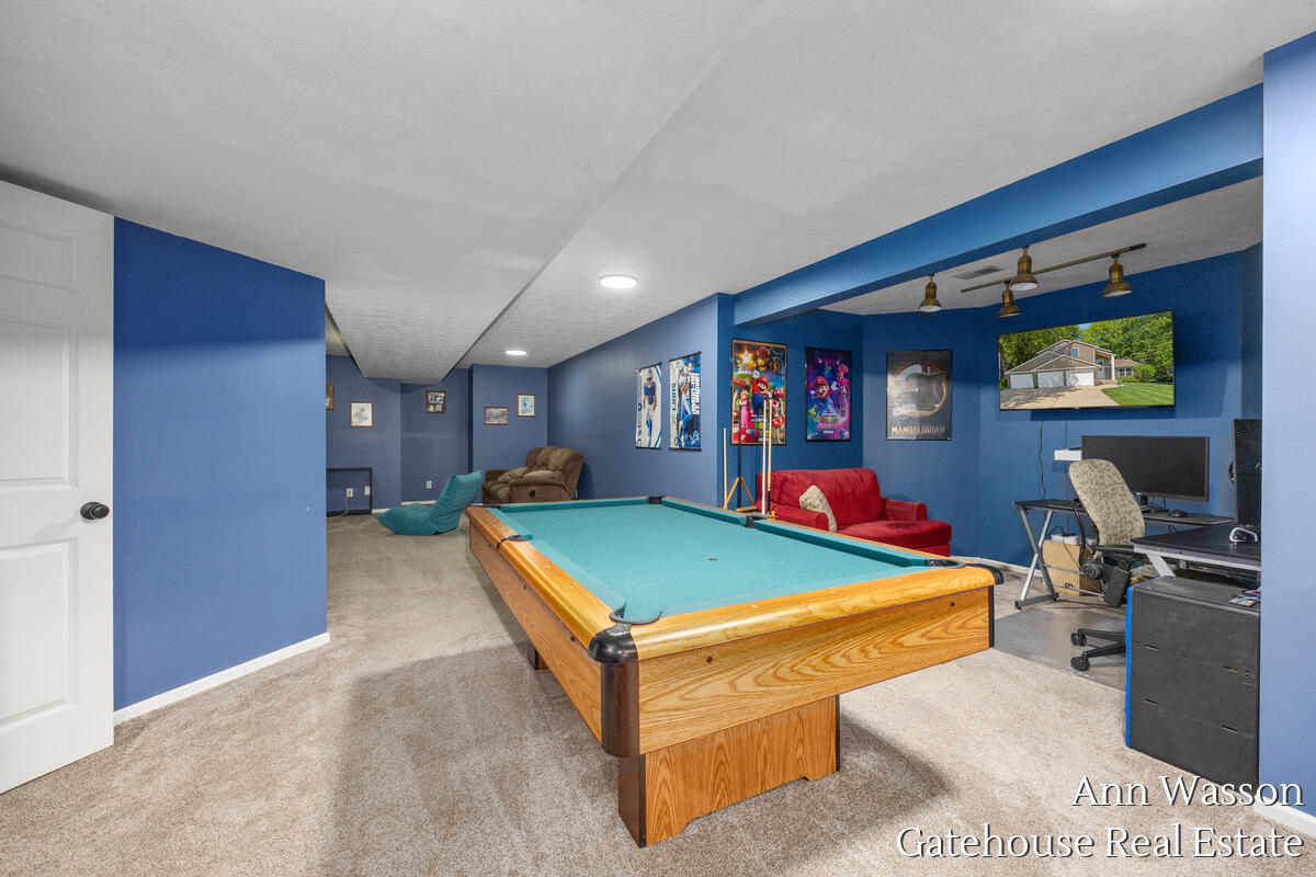 6007 Arroyo Vista Drive NE Rockford MI 49341