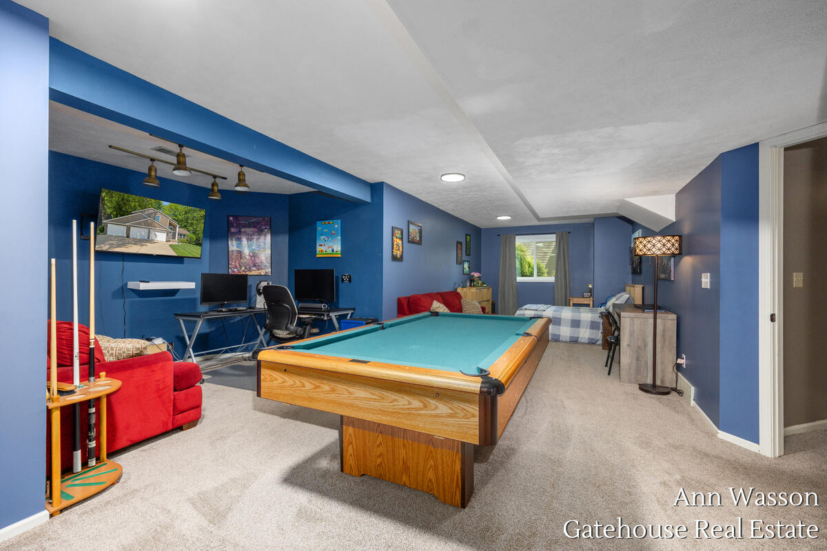 6007 Arroyo Vista Drive NE Rockford MI 49341