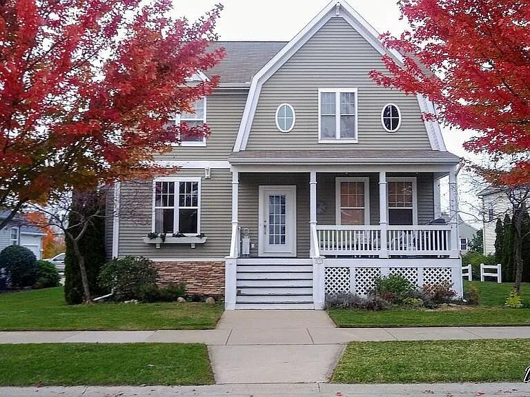 573 Brownstone Street Holland MI 49423