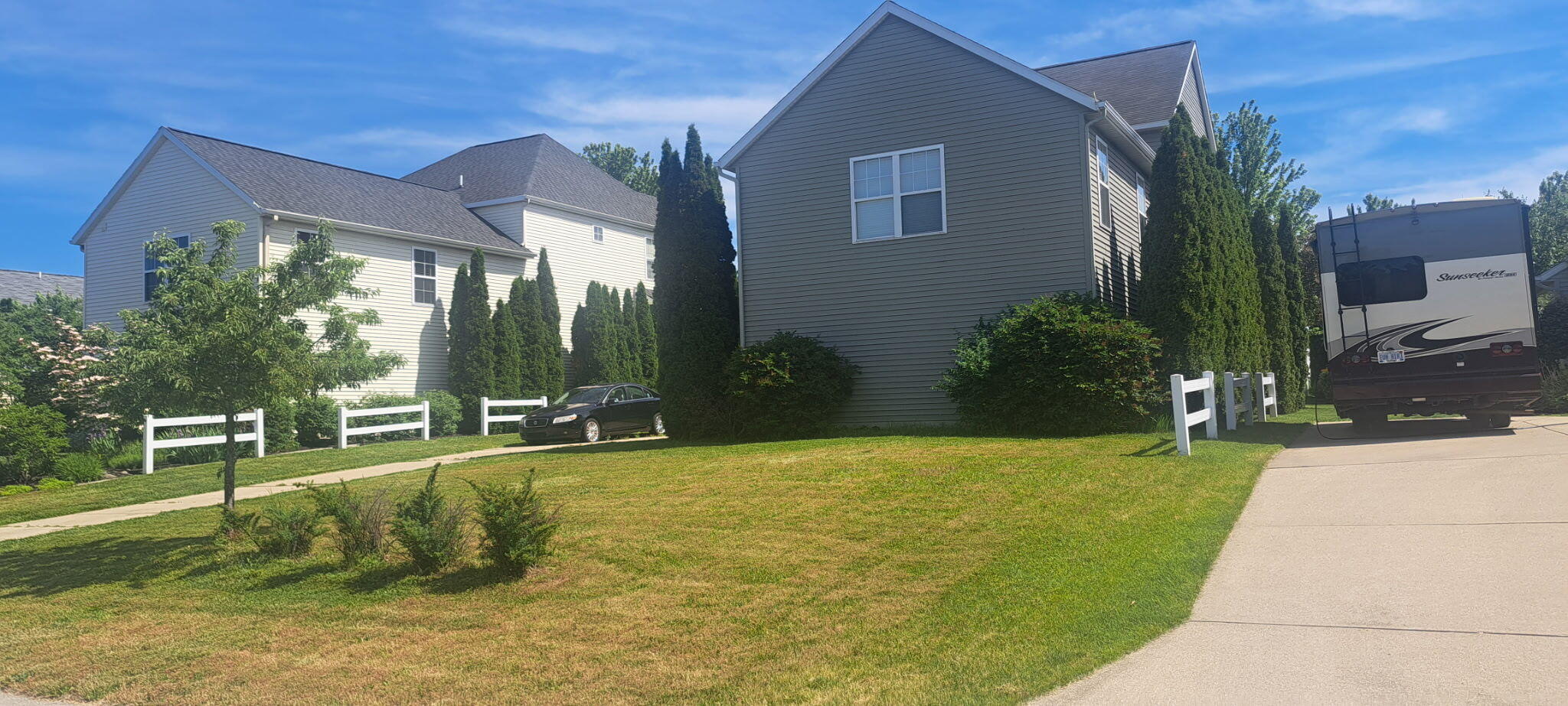 573 Brownstone Street Holland MI 49423