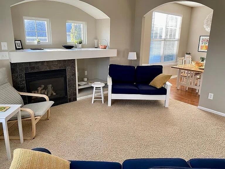 573 Brownstone Street Holland MI 49423