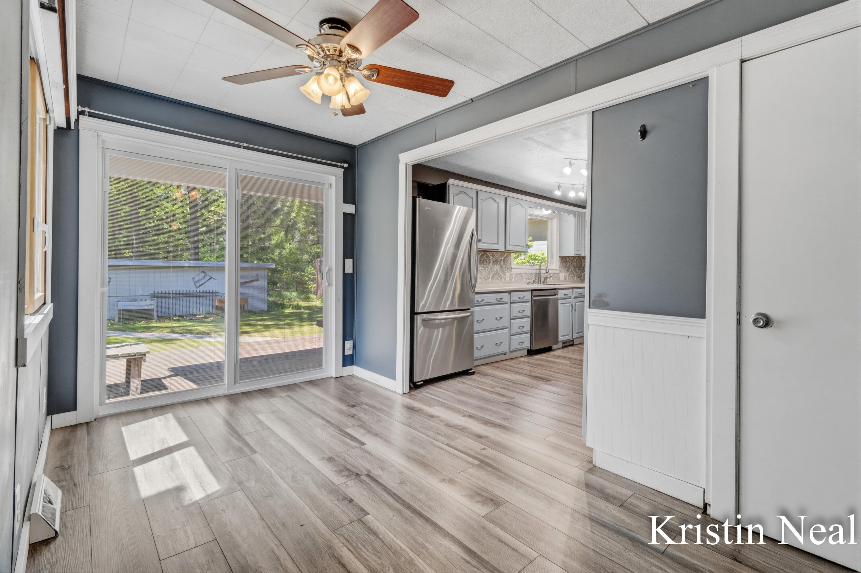 673 S Wolf Lake Road Muskegon MI 49442