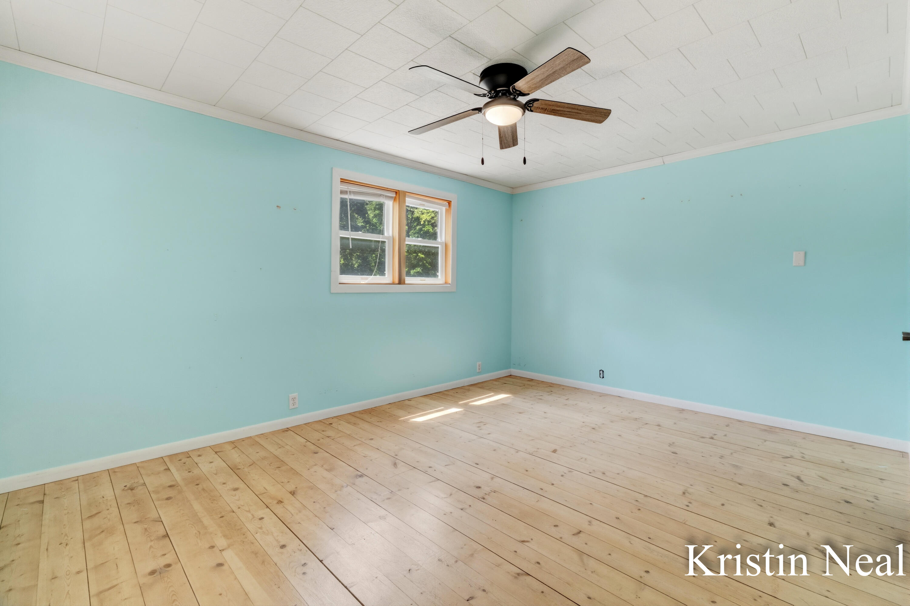 673 S Wolf Lake Road Muskegon MI 49442