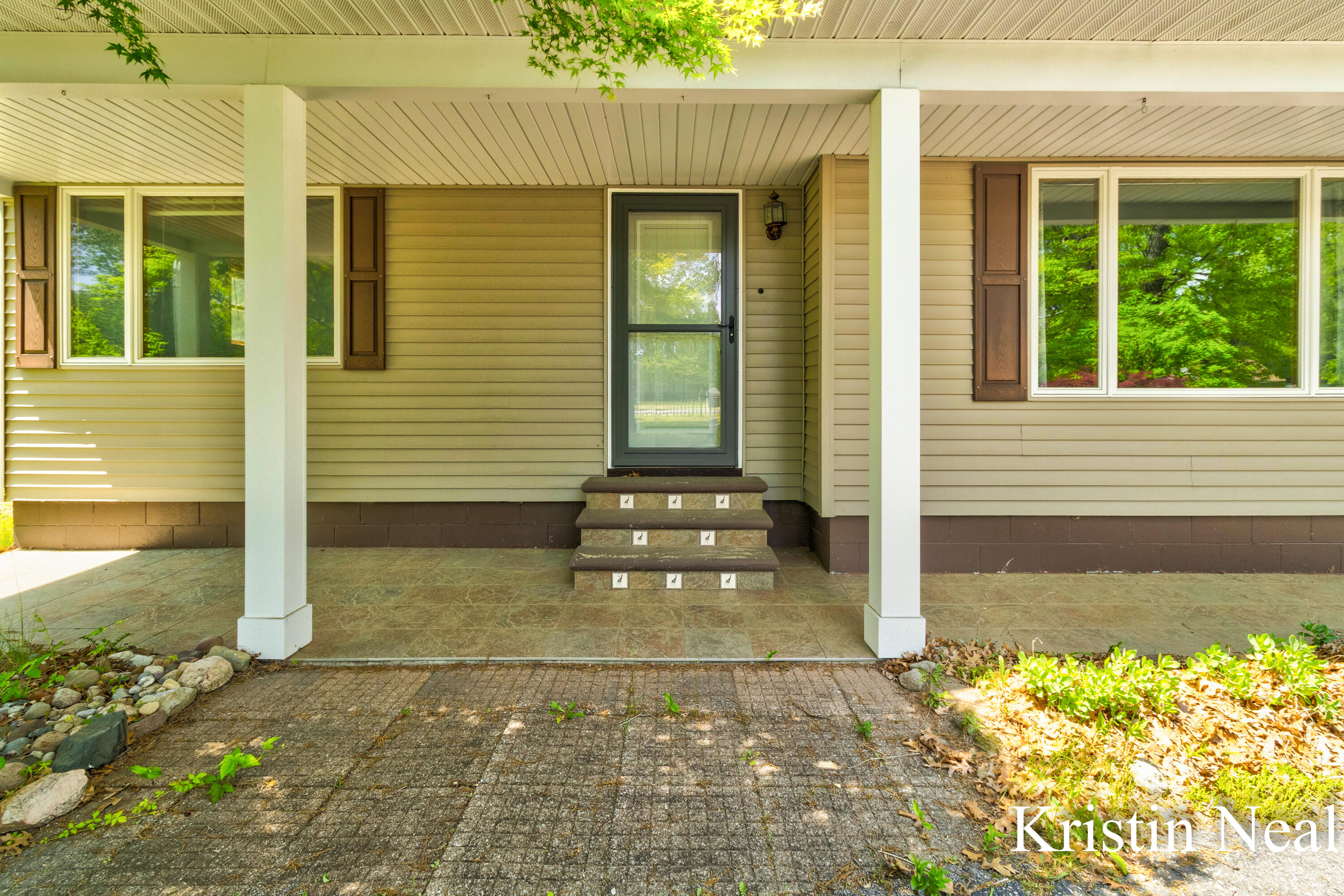 673 S Wolf Lake Road Muskegon MI 49442