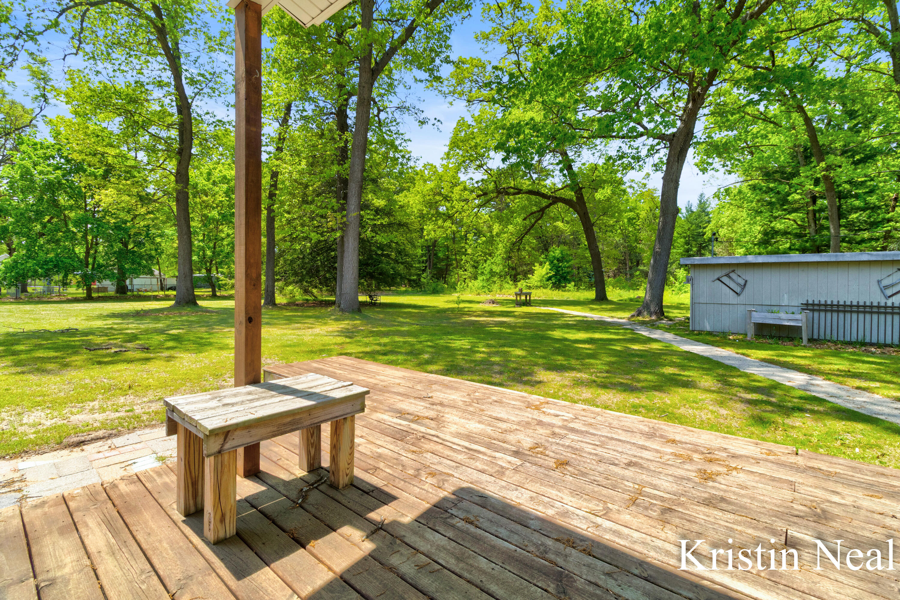 673 S Wolf Lake Road Muskegon MI 49442
