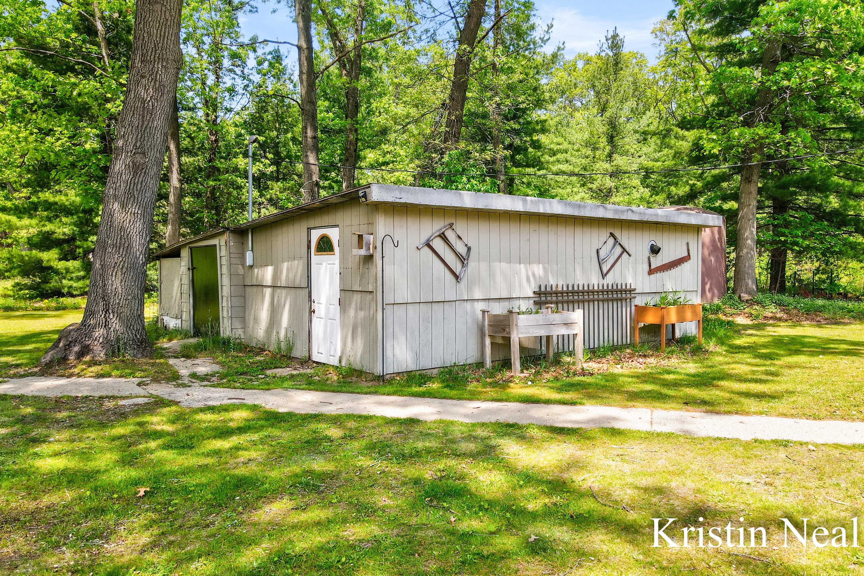 673 S Wolf Lake Road Muskegon MI 49442