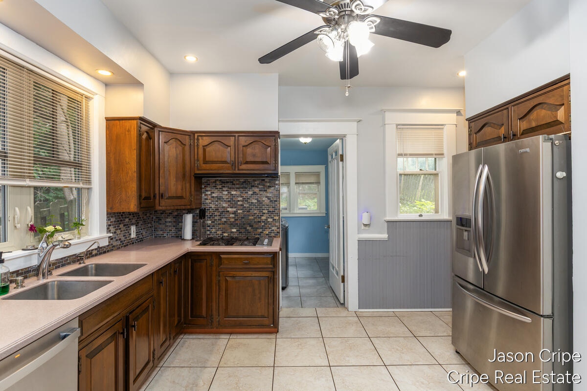 706 Lafayette Avenue SE Grand Rapids MI 49503