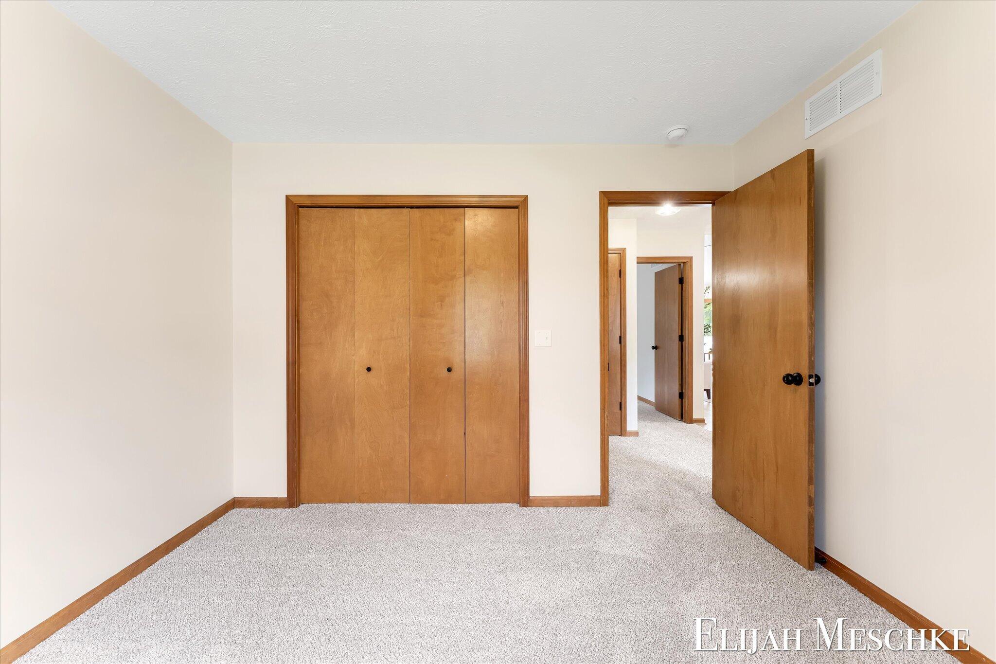 1385 Shaw Court NE Rockford MI 49341