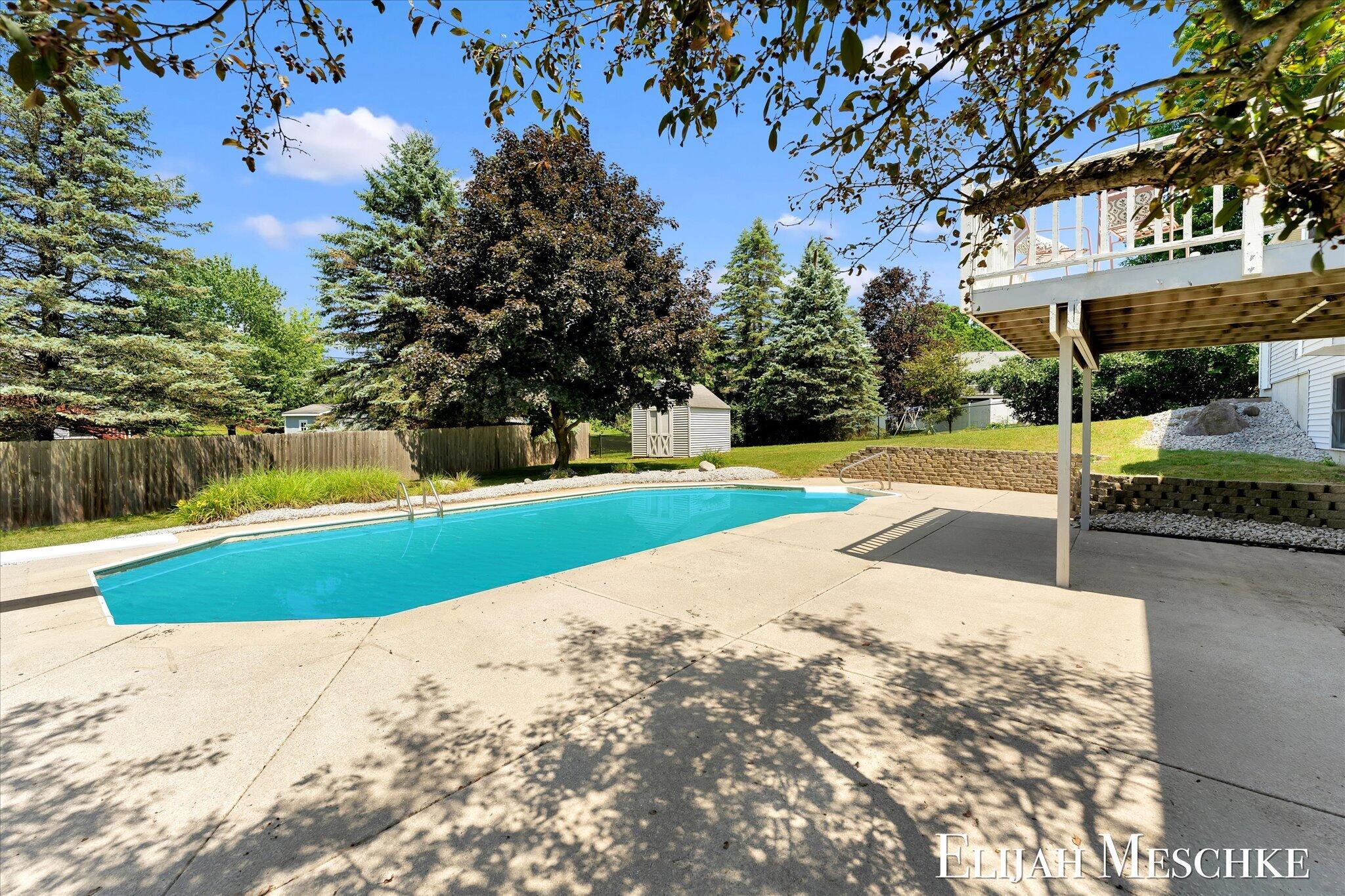 1385 Shaw Court NE Rockford MI 49341