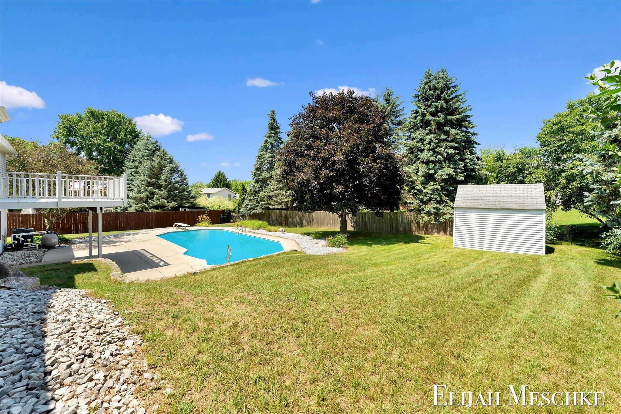 1385 Shaw Court NE Rockford MI 49341