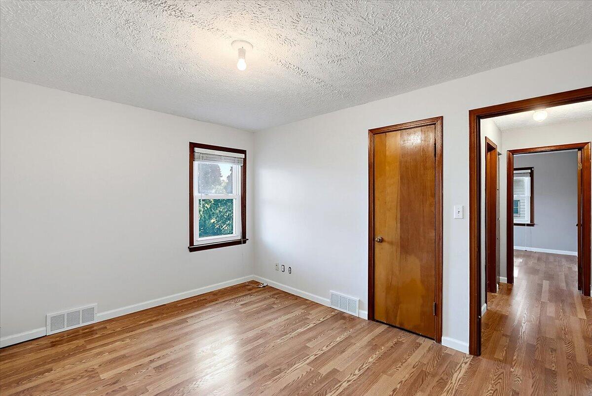 459 Dale Avenue Benton Harbor MI 49022