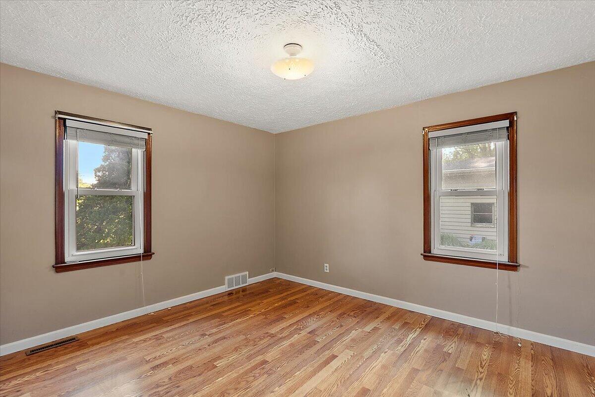 459 Dale Avenue Benton Harbor MI 49022