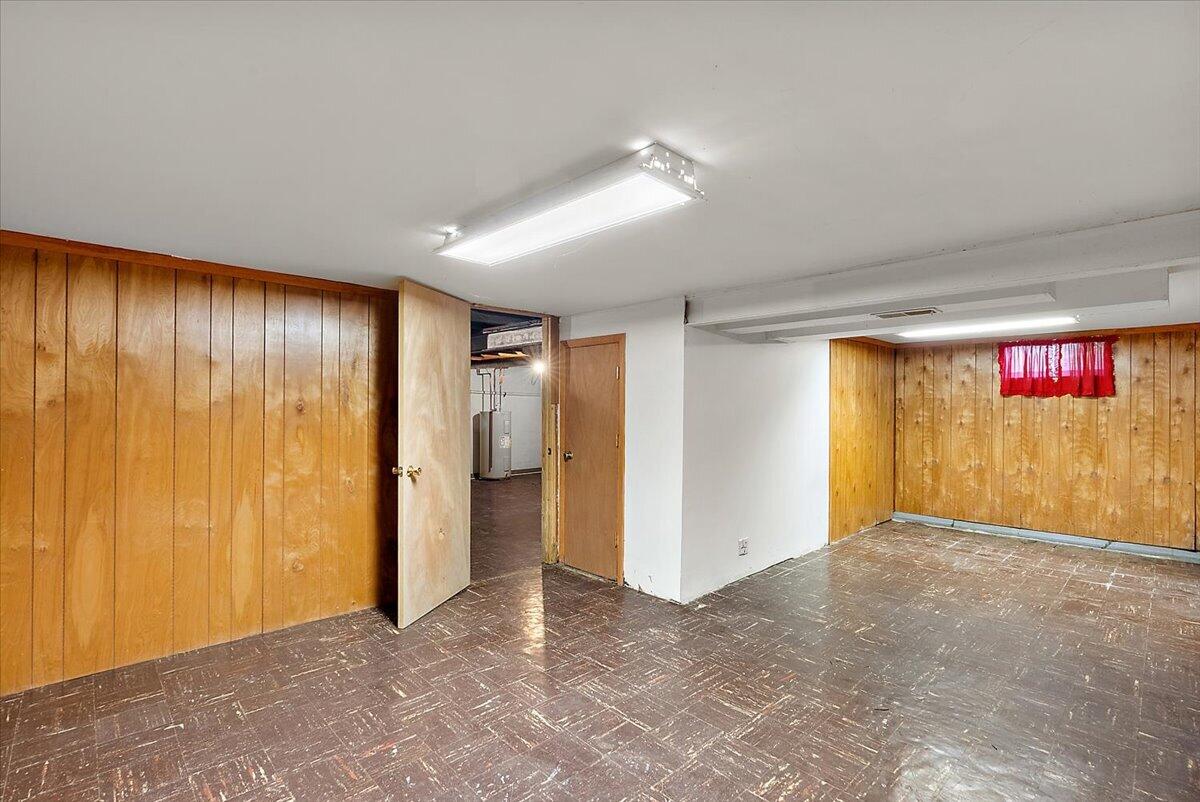 459 Dale Avenue Benton Harbor MI 49022