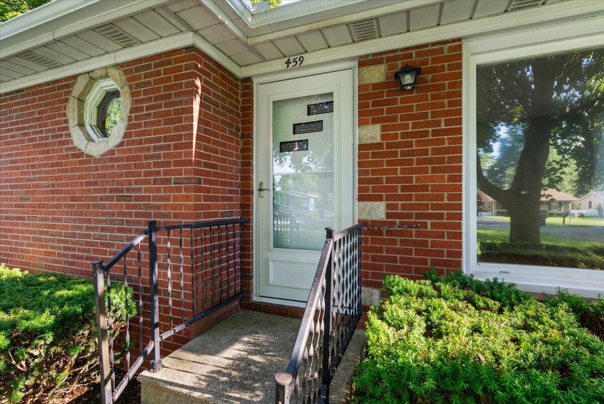459 Dale Avenue Benton Harbor MI 49022