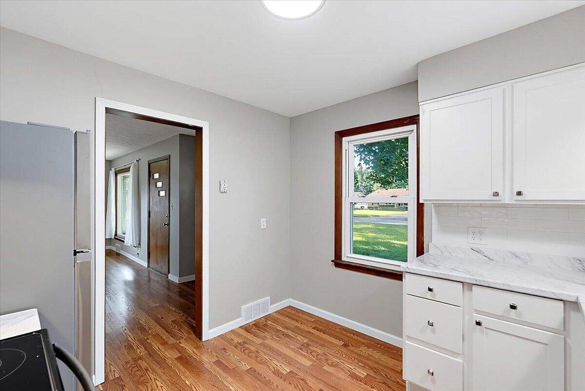 459 Dale Avenue Benton Harbor MI 49022