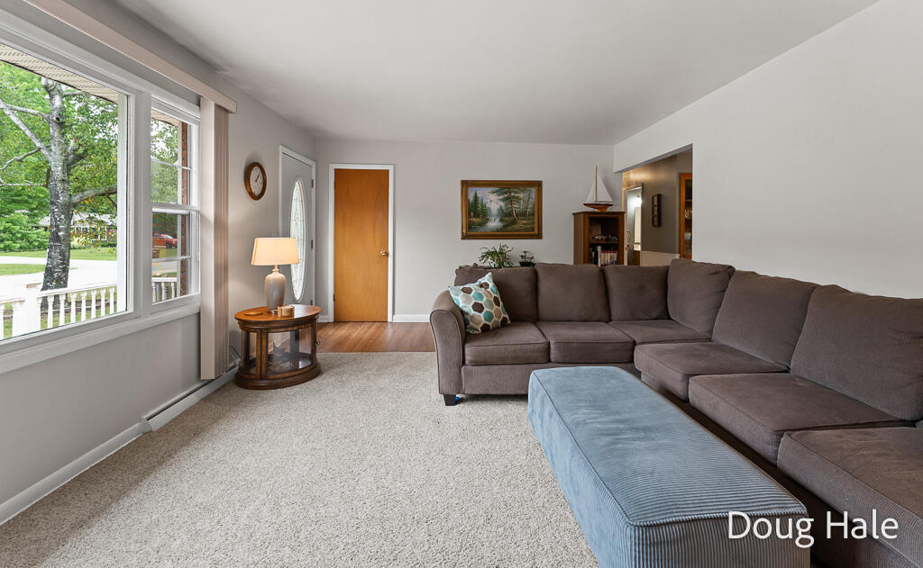 1674 Bonneville Drive Norton Shores MI 49441
