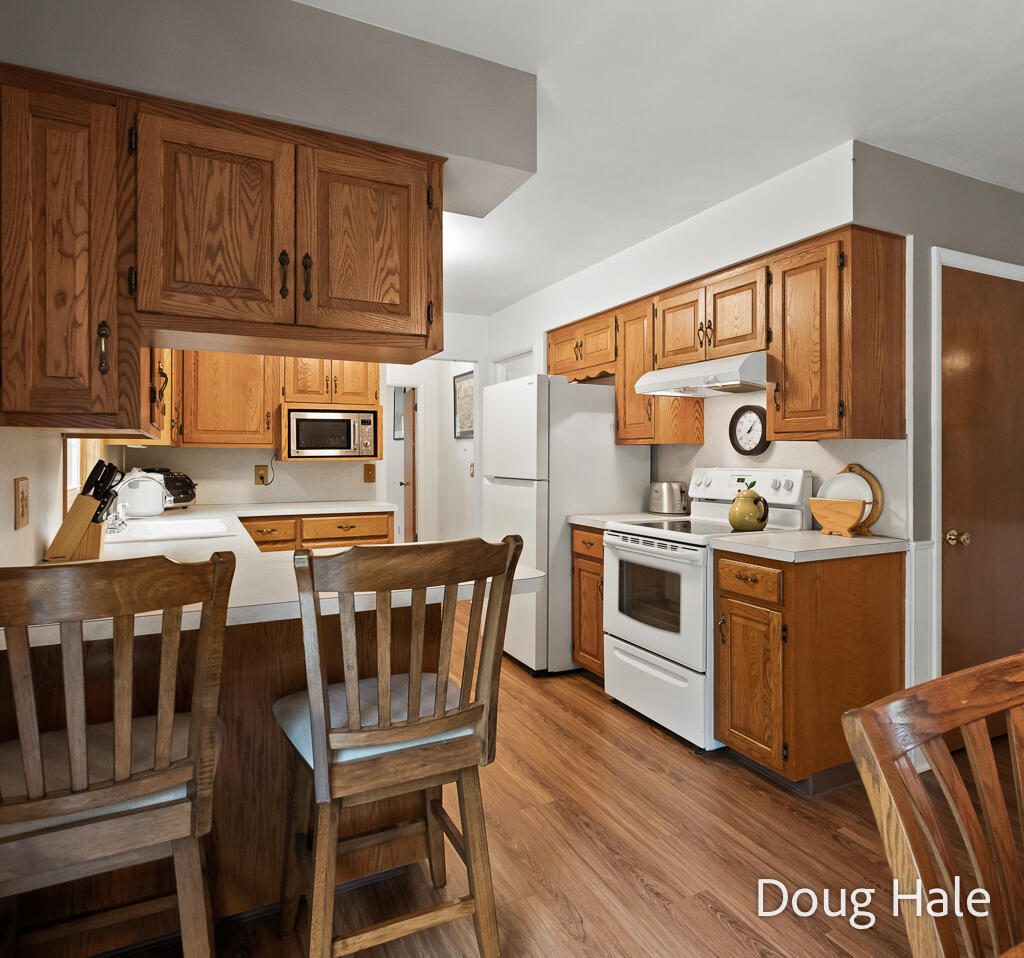 1674 Bonneville Drive Norton Shores MI 49441