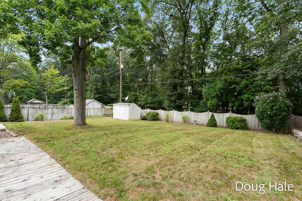 1674 Bonneville Drive Norton Shores MI 49441