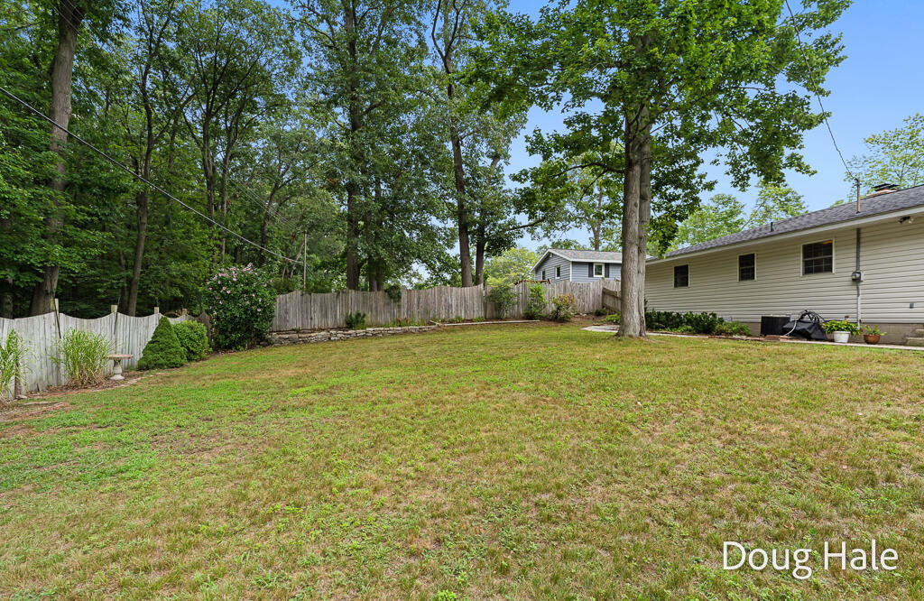 1674 Bonneville Drive Norton Shores MI 49441