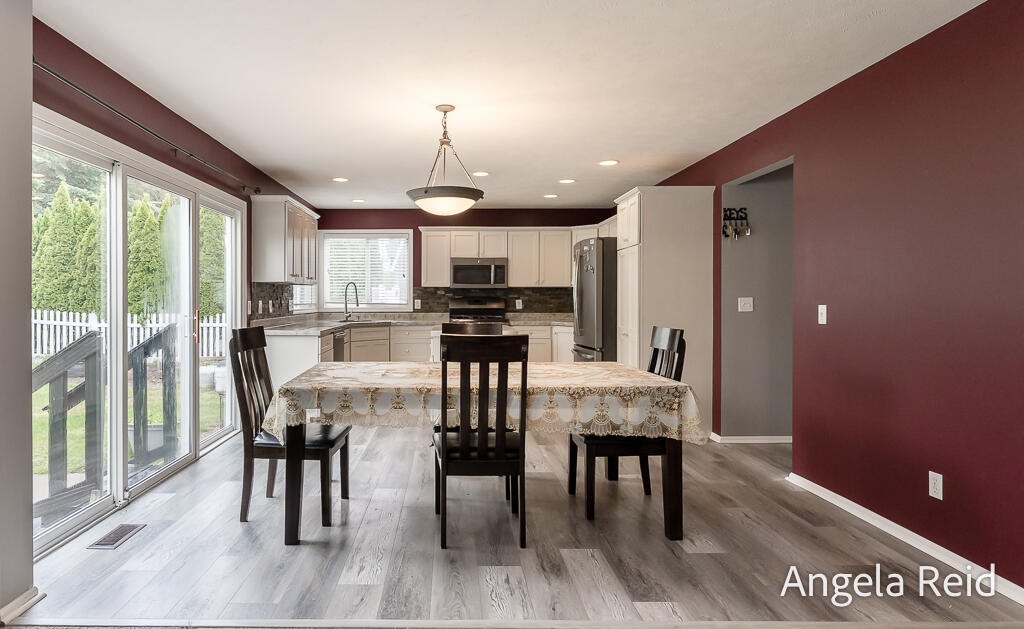 3528 Birch Knoll Drive SE Grand Rapids MI 49512
