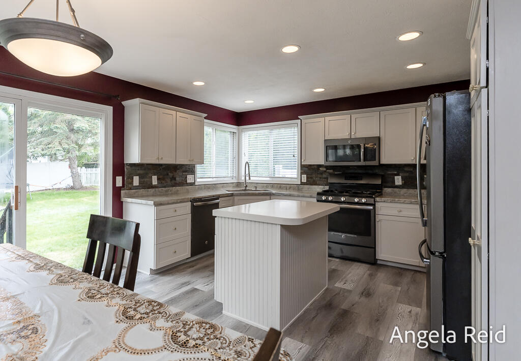 3528 Birch Knoll Drive SE Grand Rapids MI 49512