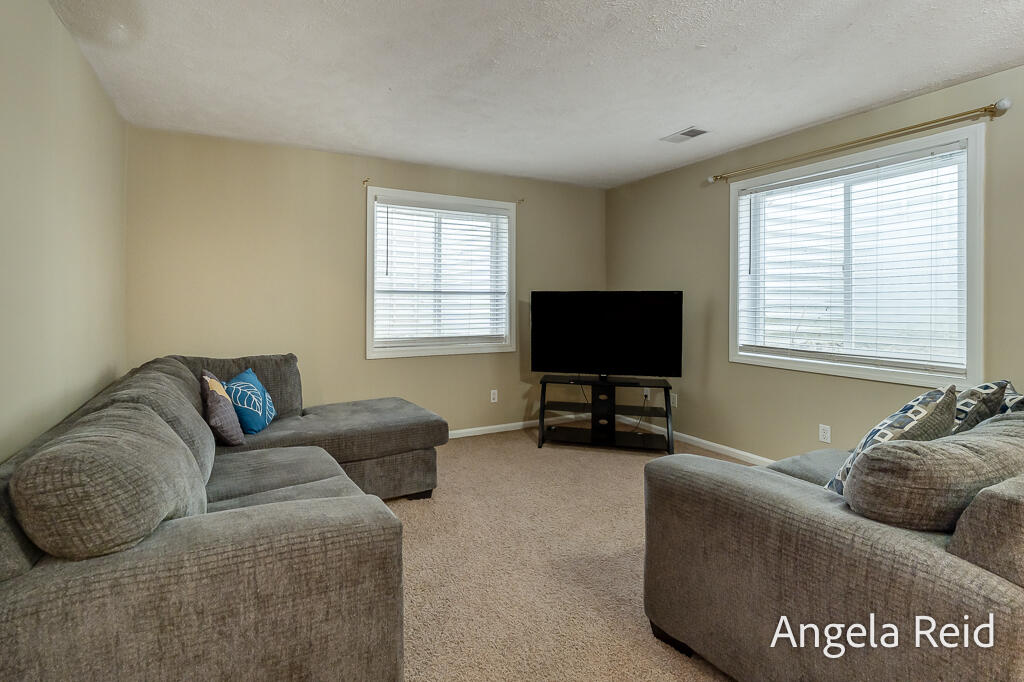 3528 Birch Knoll Drive SE Grand Rapids MI 49512
