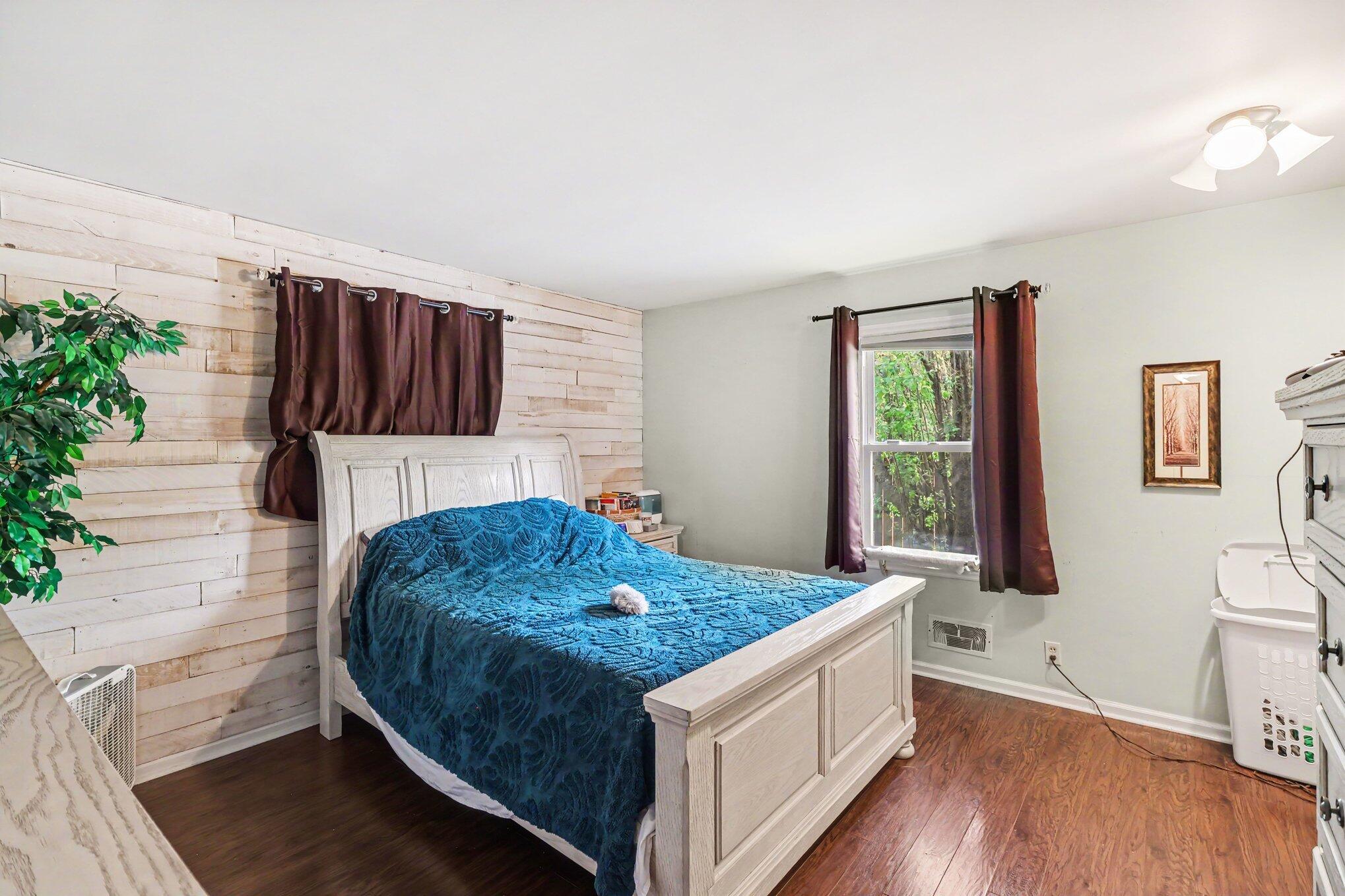 4512 Croyden Avenue Kalamazoo MI 49006