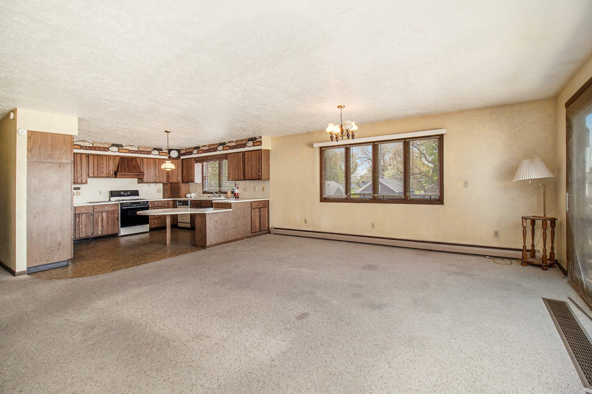 929 S Washington Avenue Ludington MI 49431