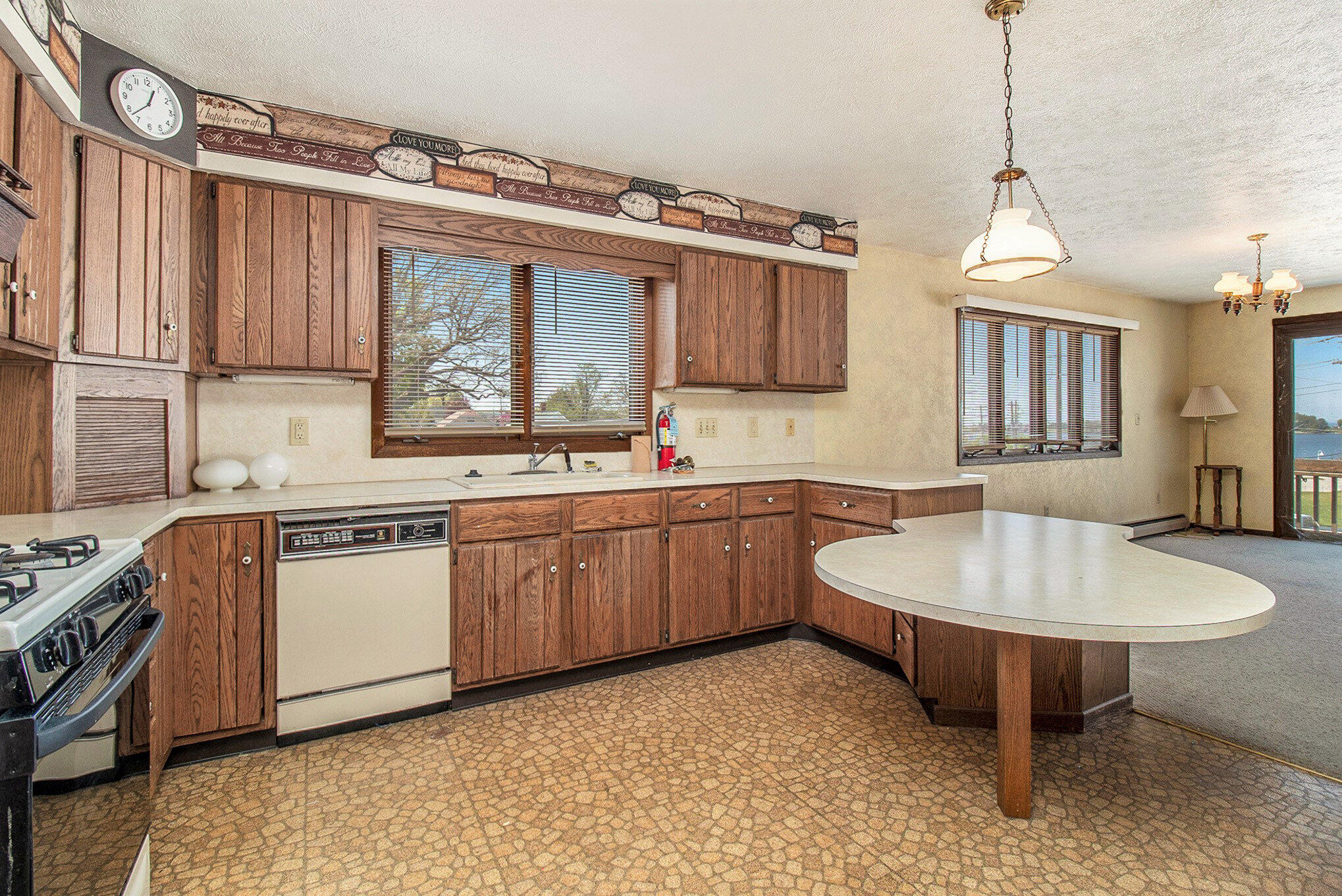 929 S Washington Avenue Ludington MI 49431