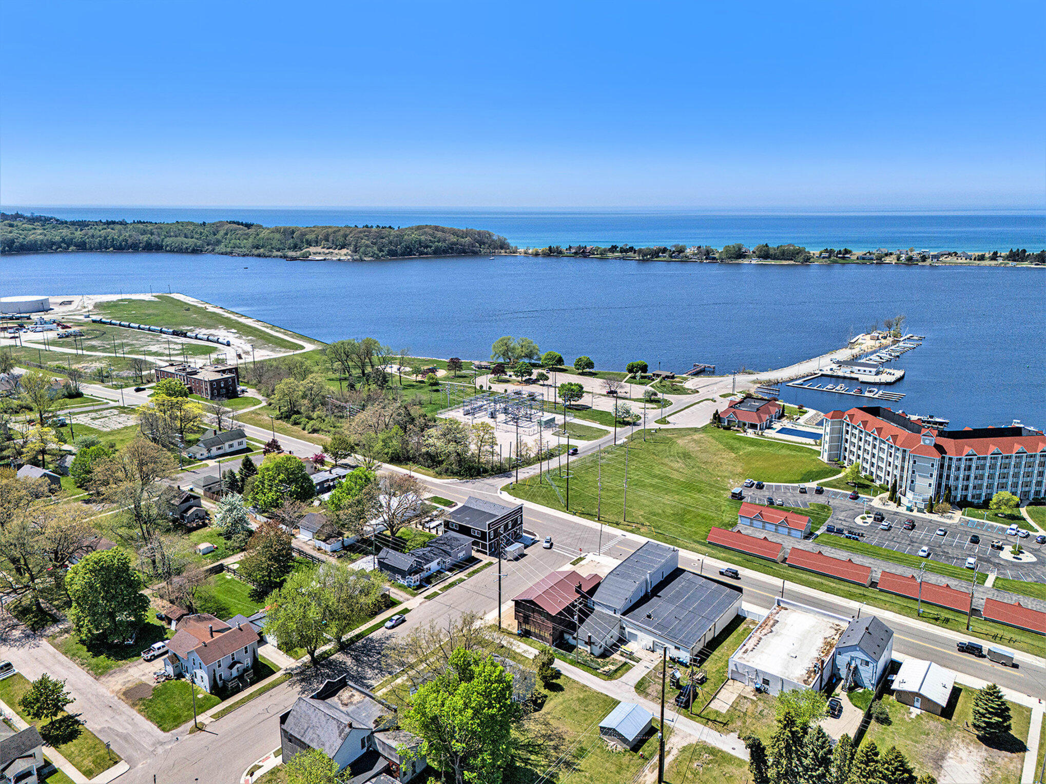 929 S Washington Avenue Ludington MI 49431