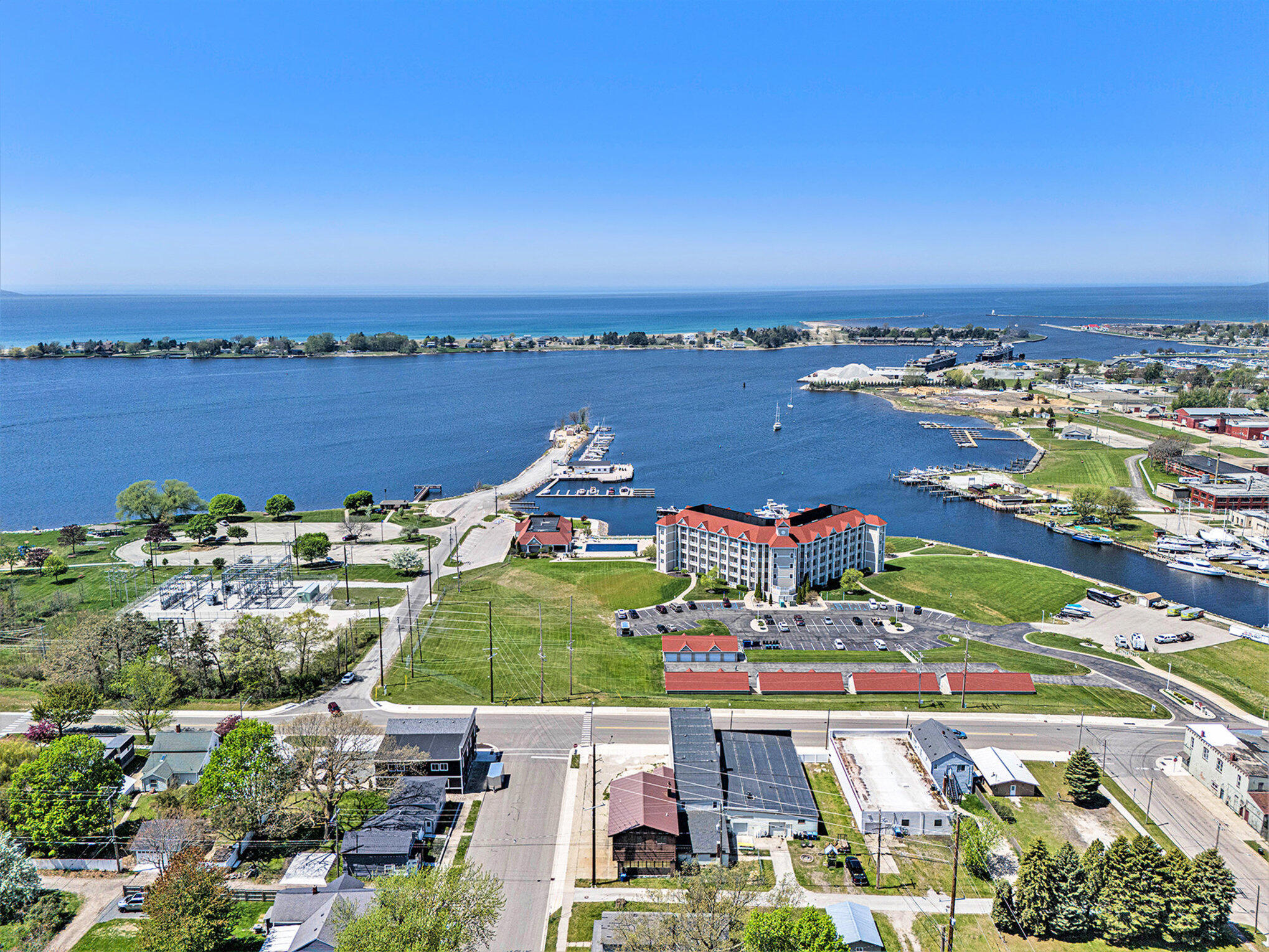 929 S Washington Avenue Ludington MI 49431