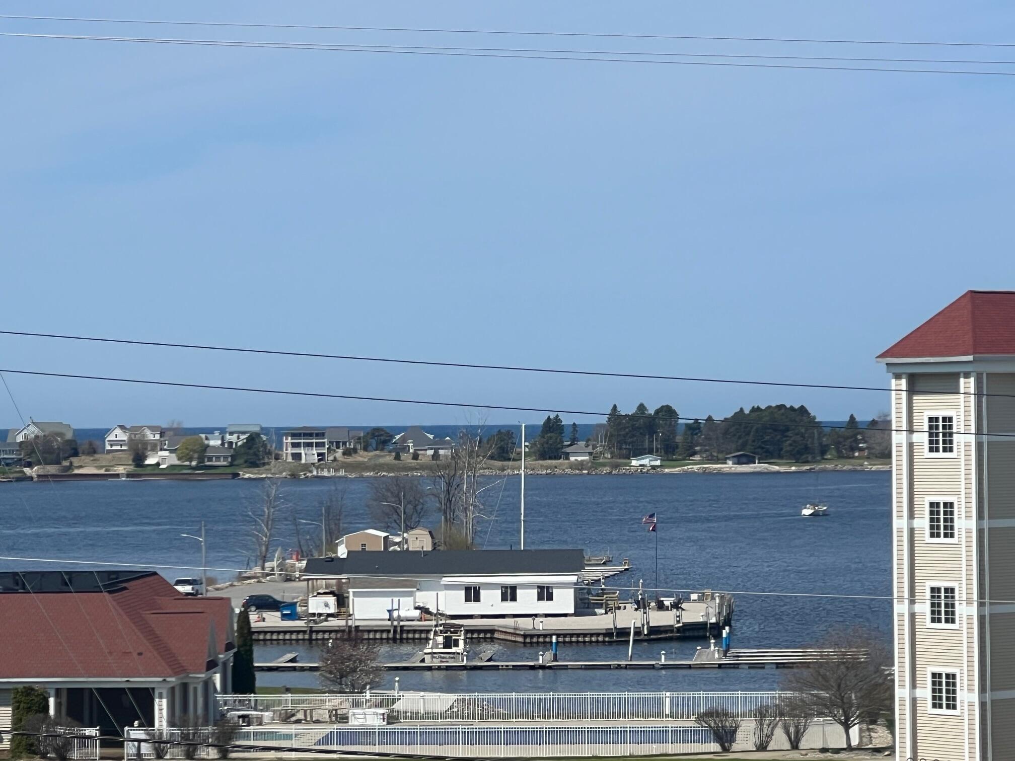 929 S Washington Avenue Ludington MI 49431