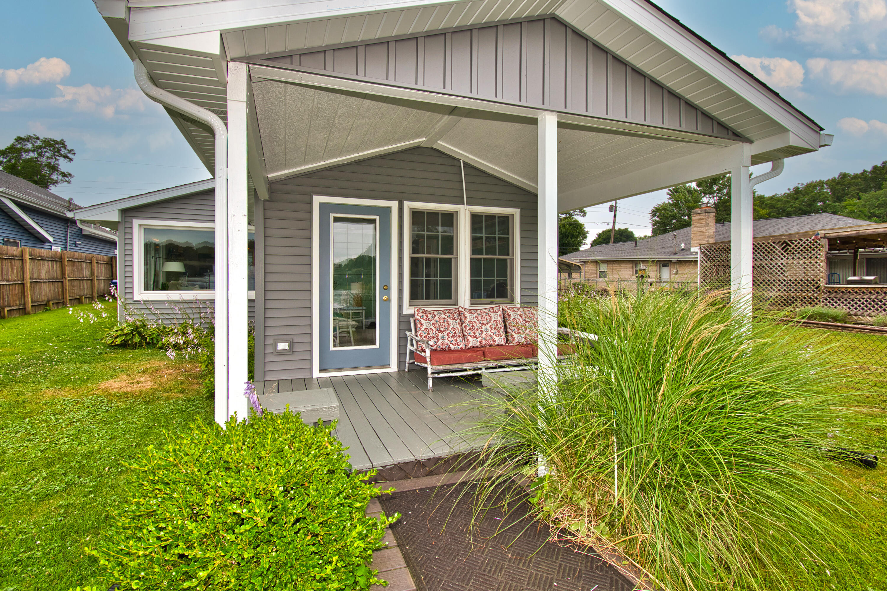 70041 Beach Drive Edwardsburg MI 49112