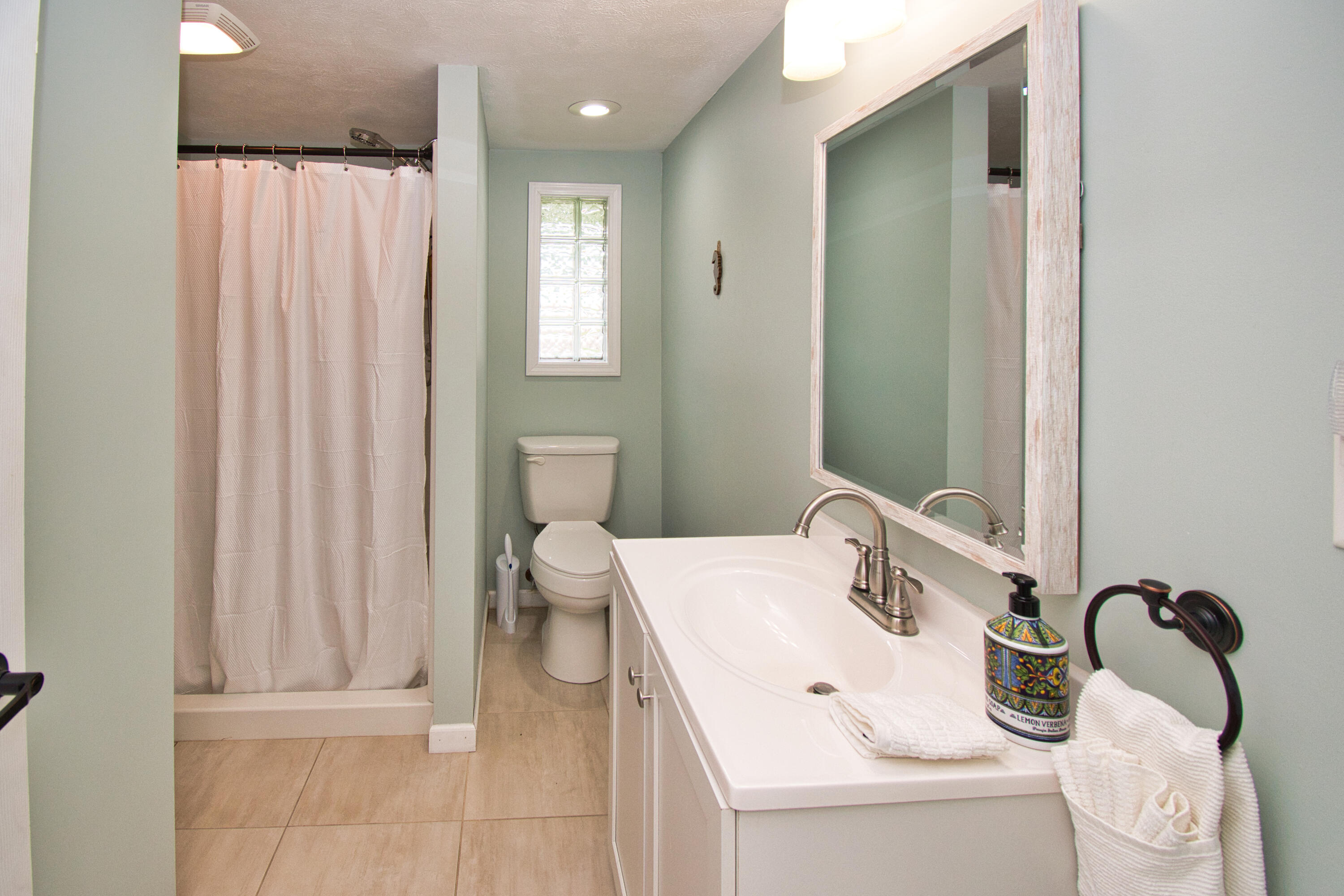 70041 Beach Drive Edwardsburg MI 49112