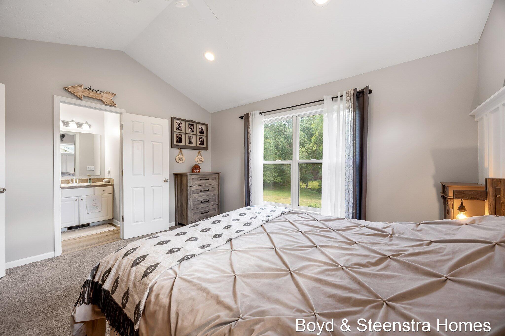442 Shaw Estates Drive NE Rockford MI 49341