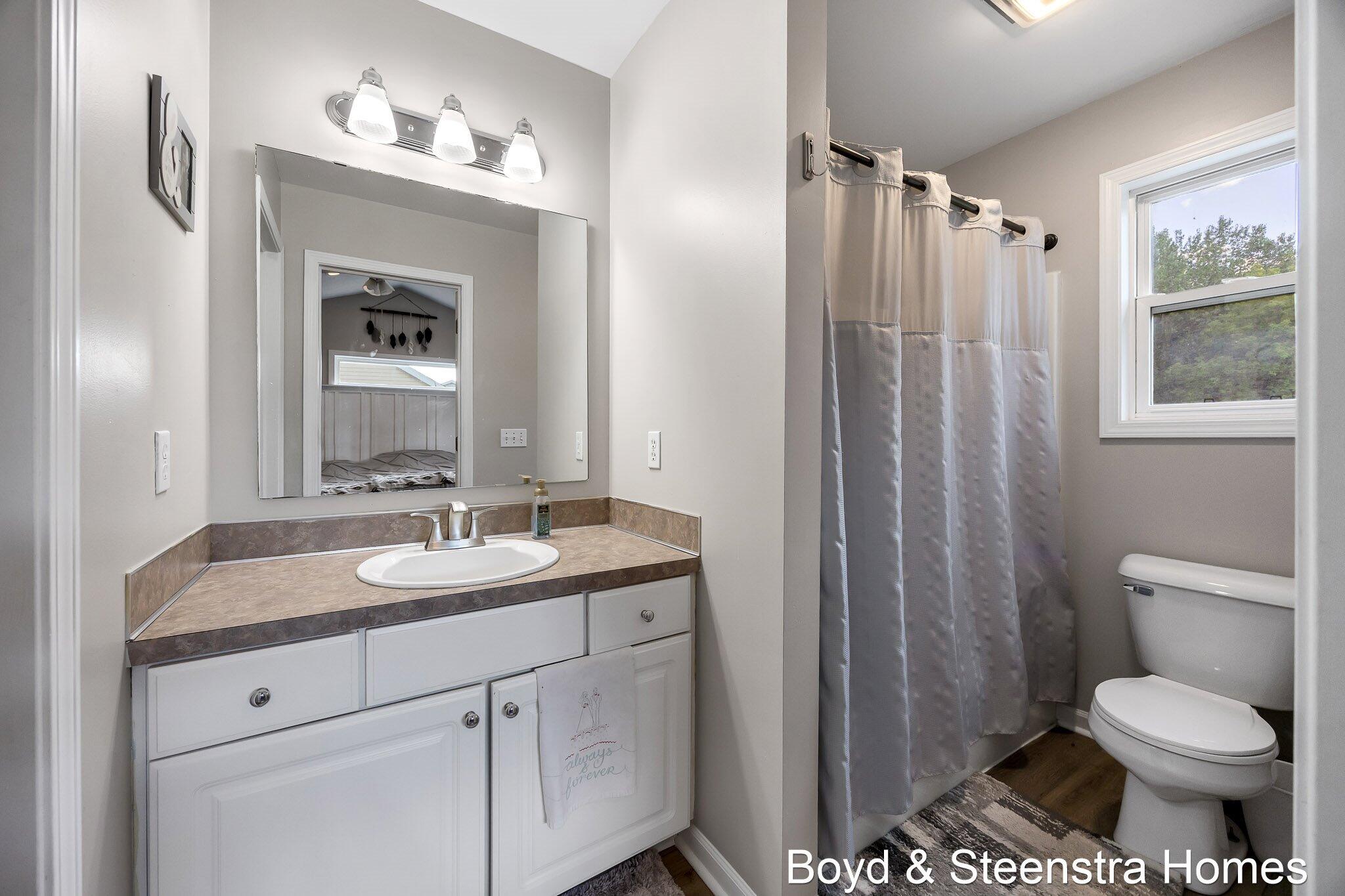 442 Shaw Estates Drive NE Rockford MI 49341