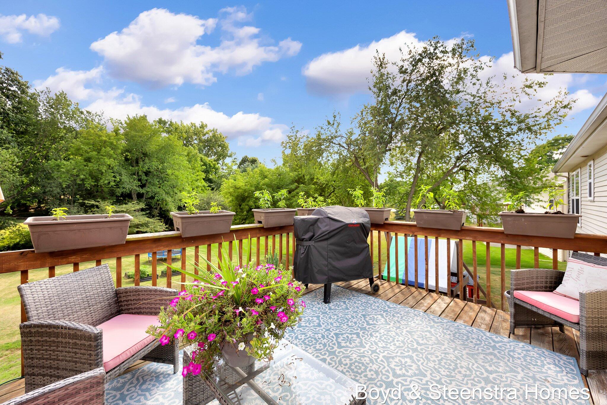 442 Shaw Estates Drive NE Rockford MI 49341