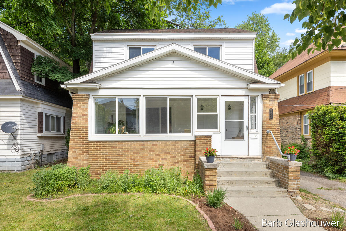 1606 Francis Avenue SE Grand Rapids MI 49507