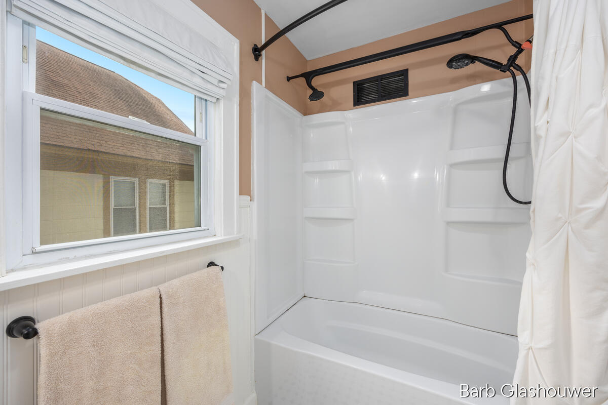 1606 Francis Avenue SE Grand Rapids MI 49507