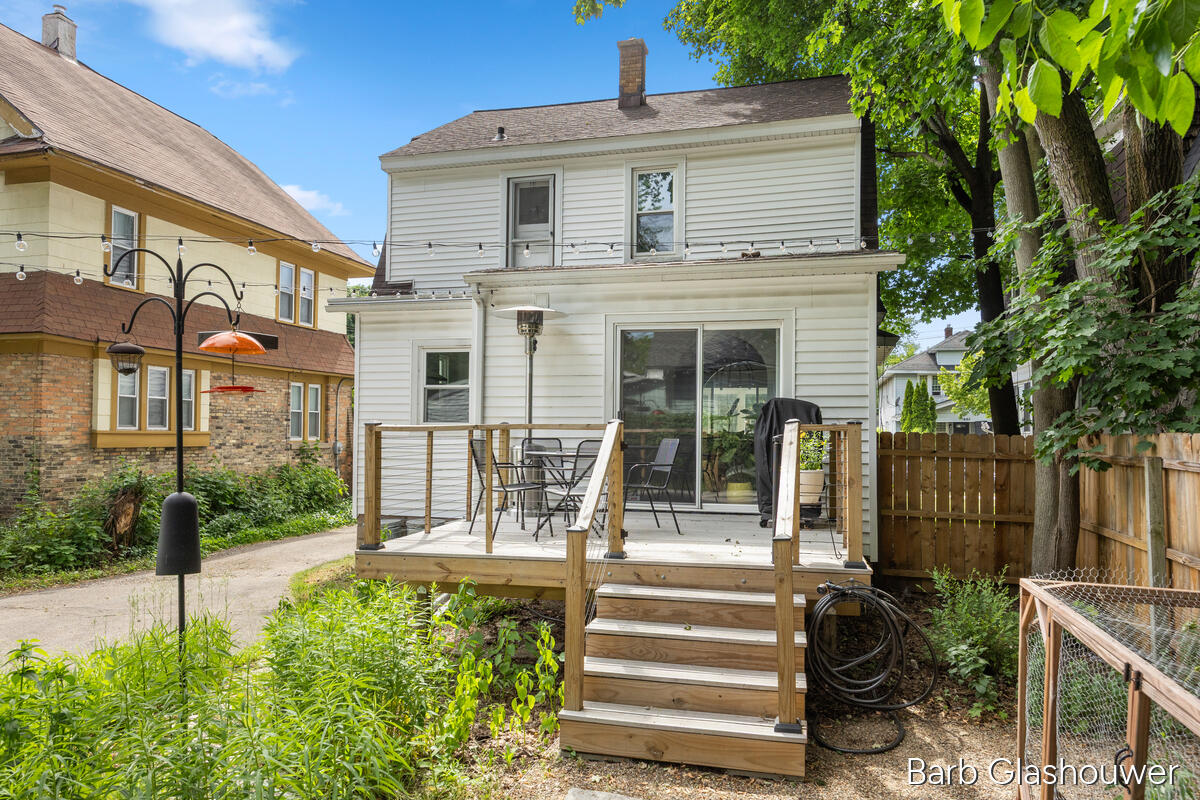 1606 Francis Avenue SE Grand Rapids MI 49507