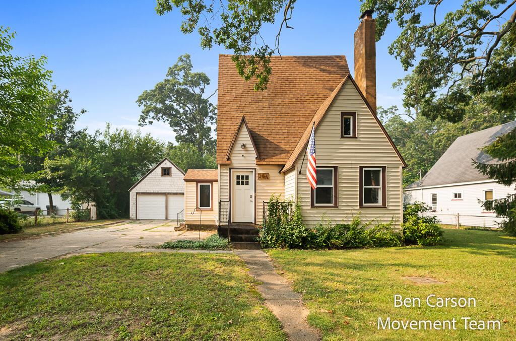 2164 Letart Avenue Muskegon MI 49441
