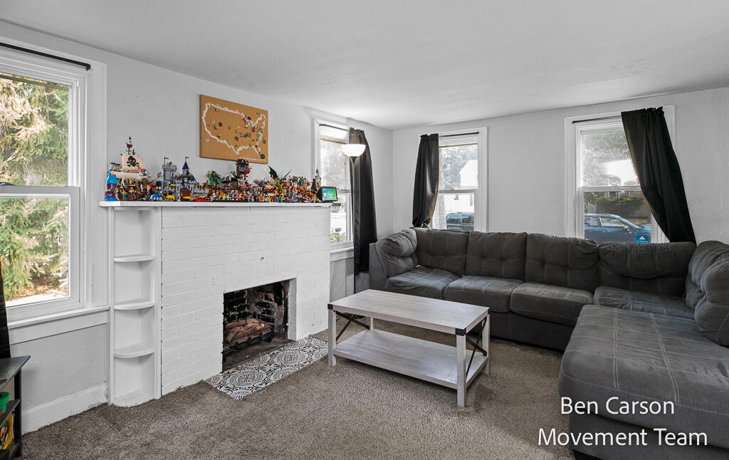 2164 Letart Avenue Muskegon MI 49441