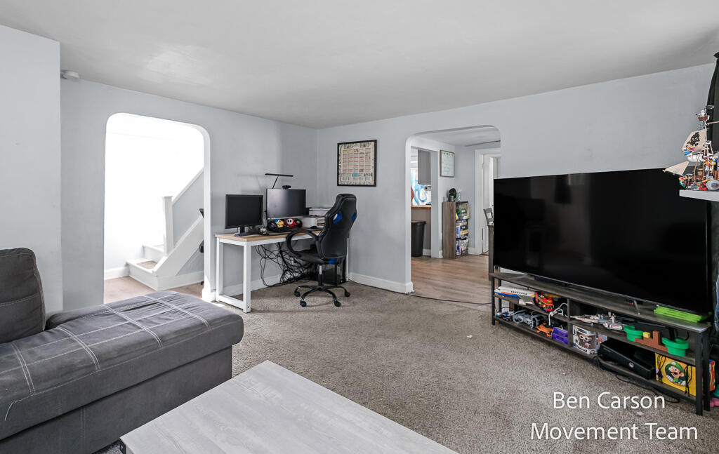 2164 Letart Avenue Muskegon MI 49441