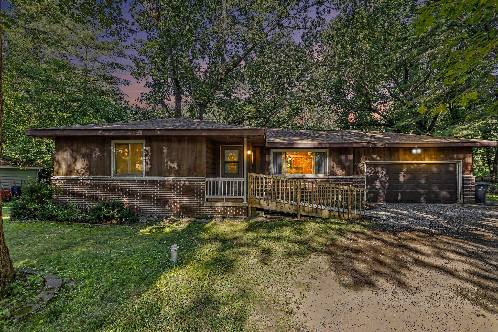 1303 N 2nd Street Kalamazoo MI 49009