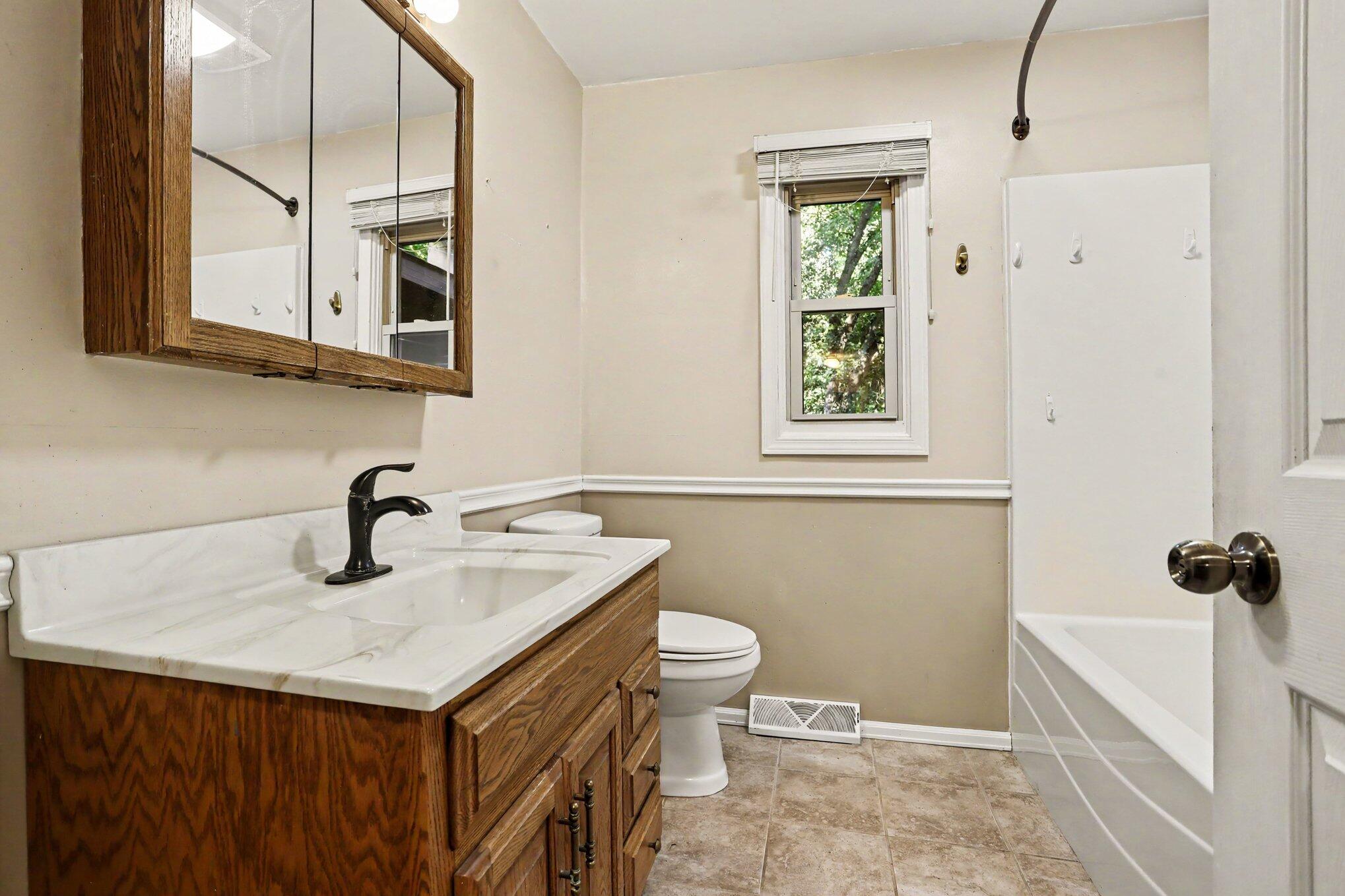 1303 N 2nd Street Kalamazoo MI 49009