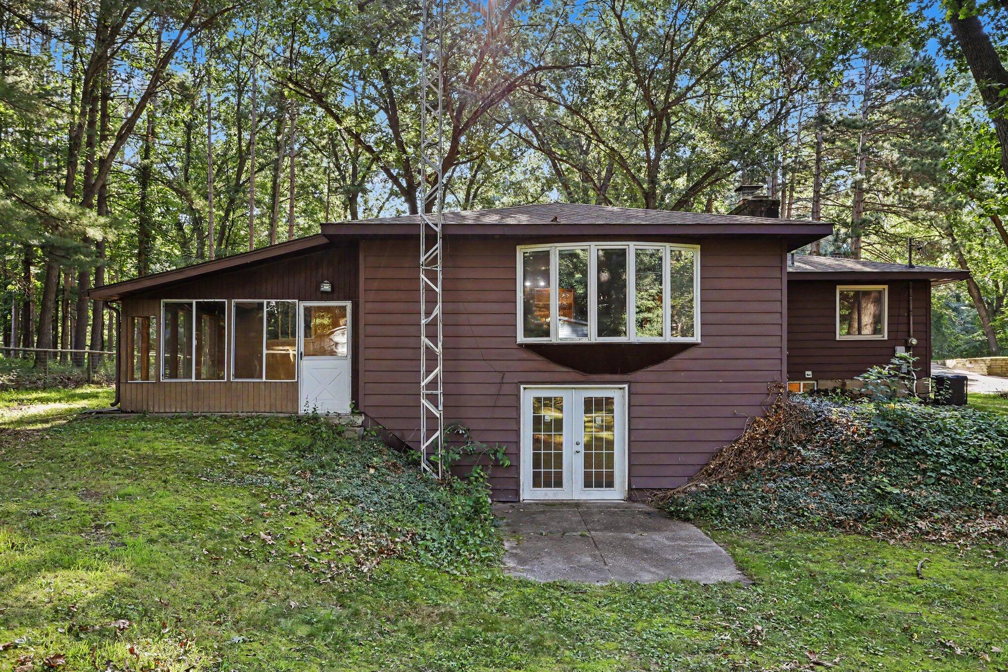 1303 N 2nd Street Kalamazoo MI 49009