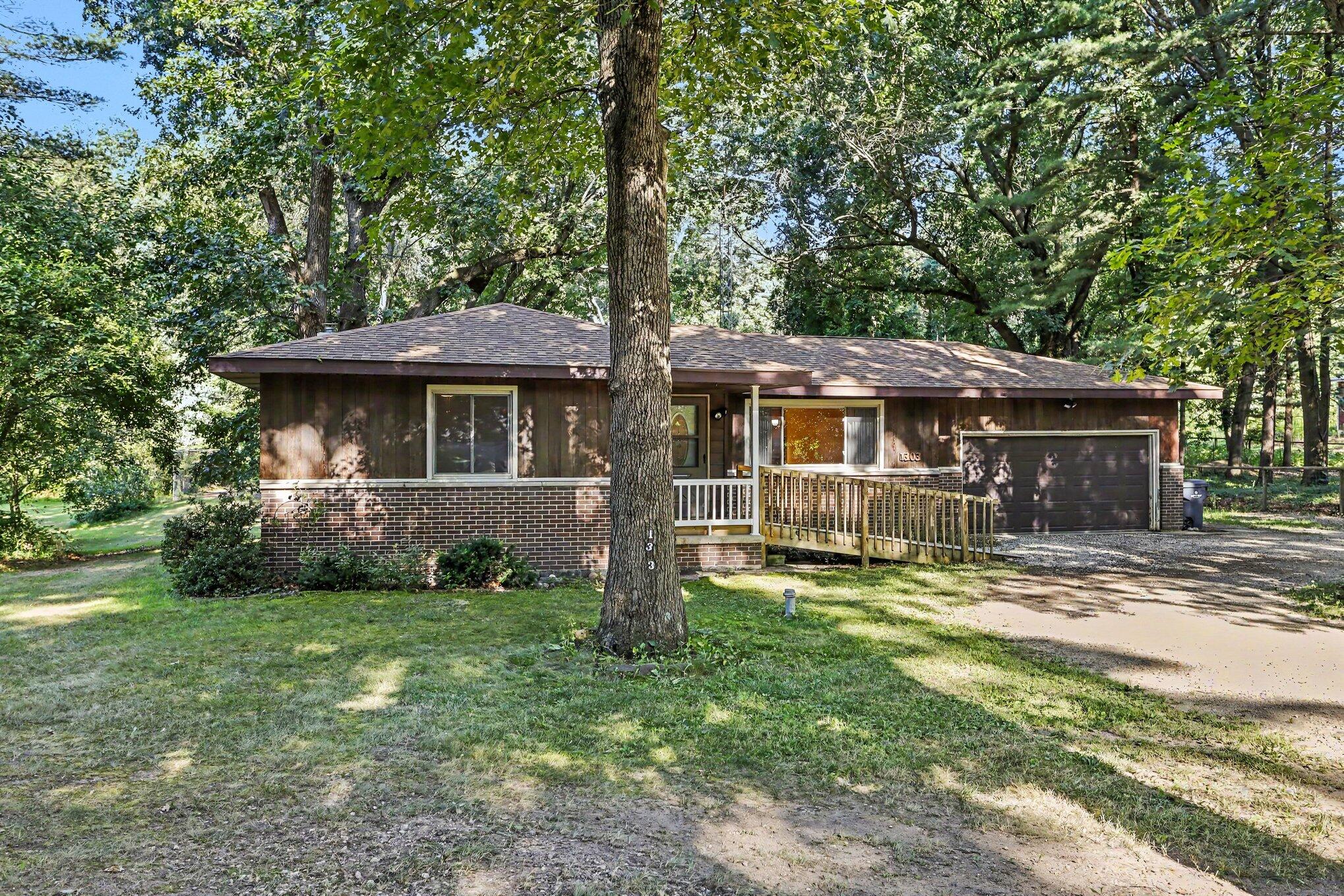 1303 N 2nd Street Kalamazoo MI 49009