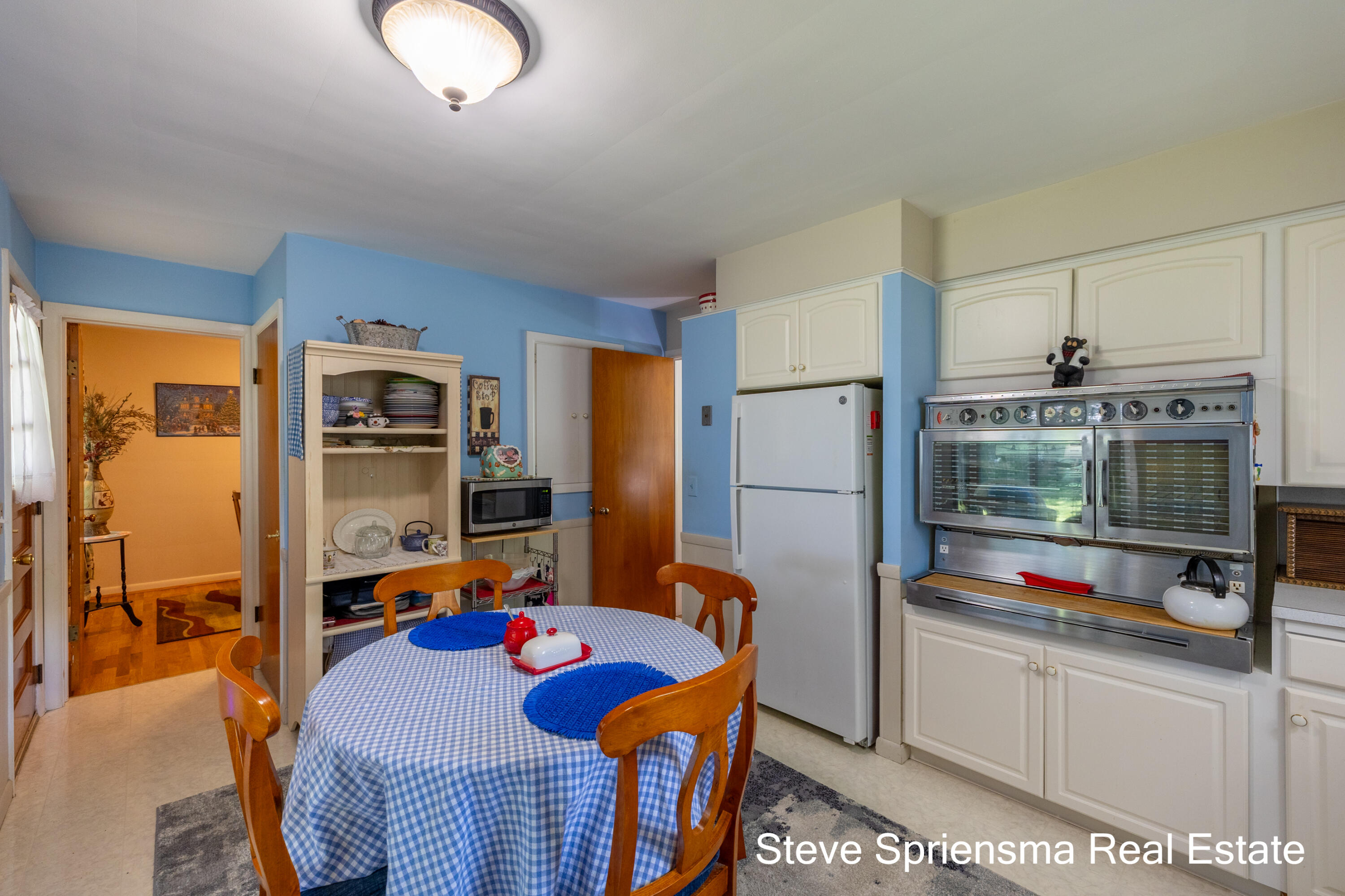 1355 Derby Drive NW Grand Rapids MI 49504