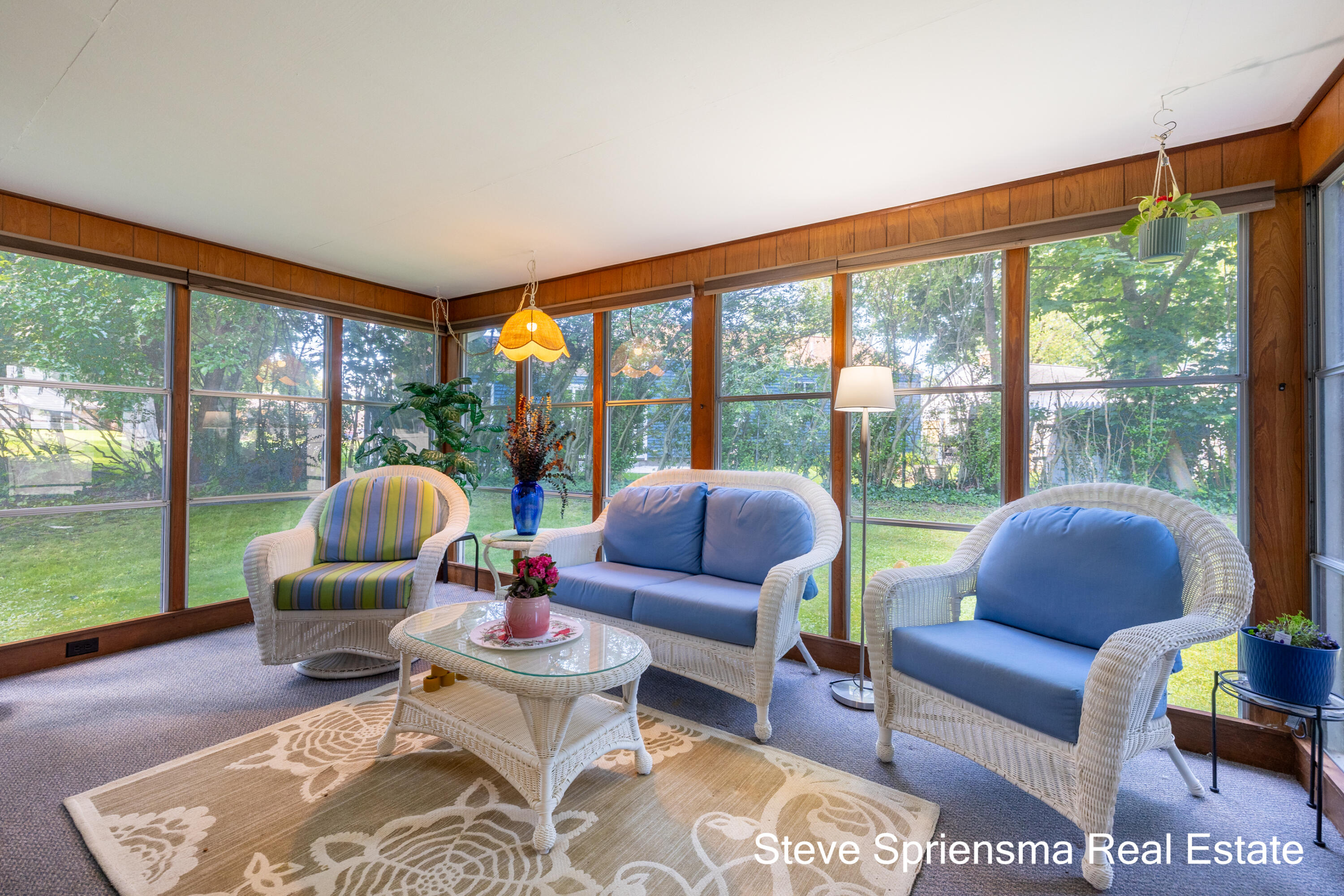 1355 Derby Drive NW Grand Rapids MI 49504