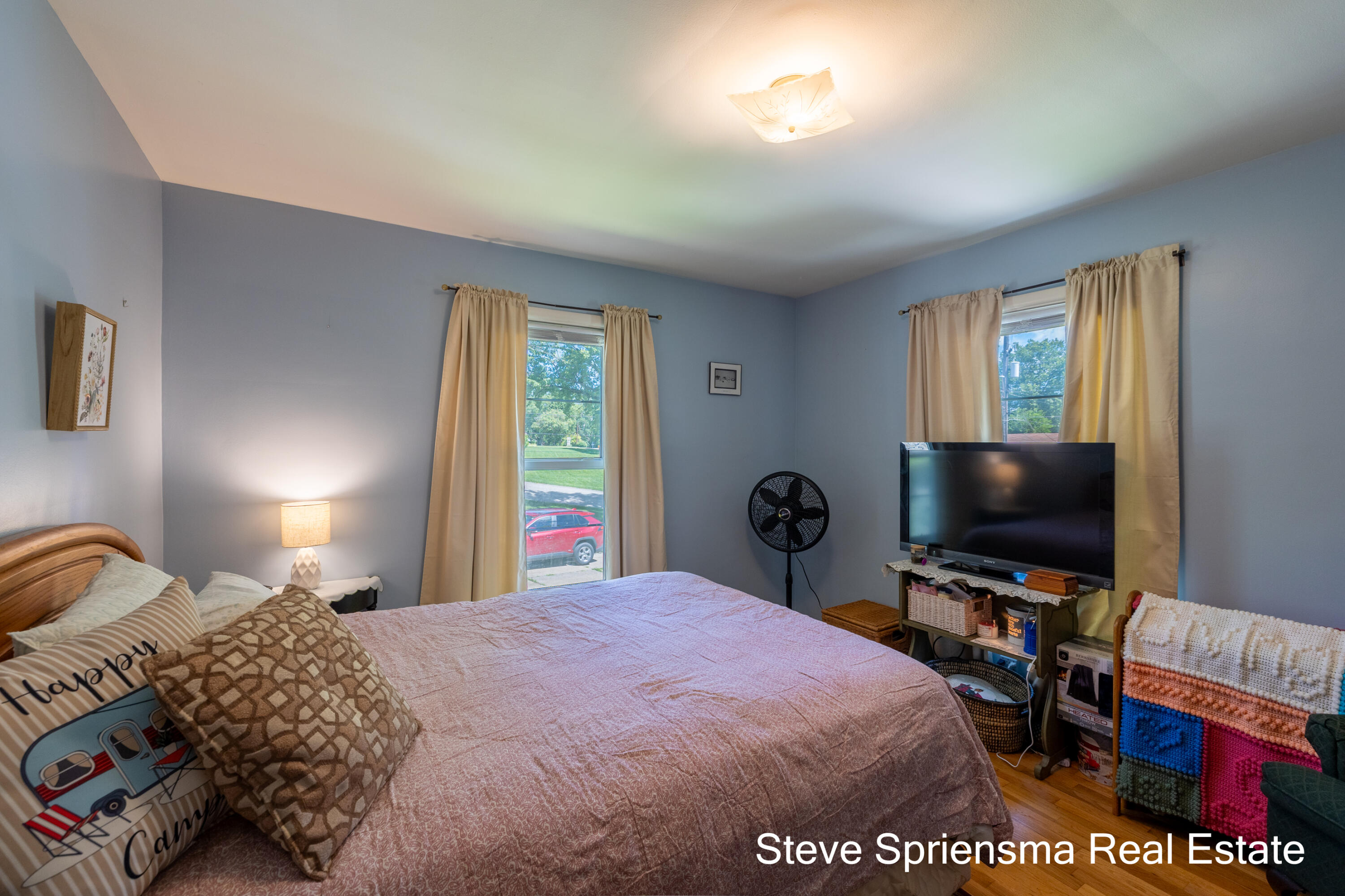 1355 Derby Drive NW Grand Rapids MI 49504